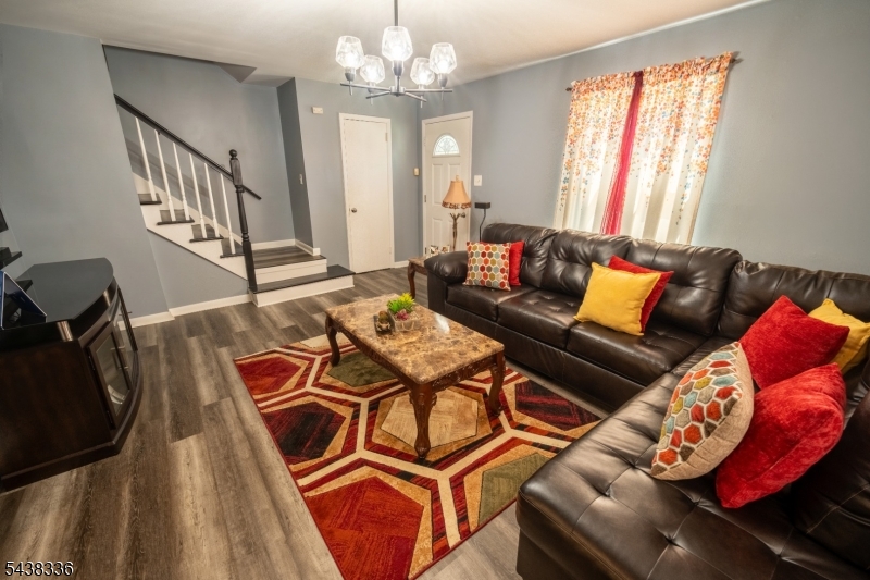 42 Telford Street East Orange NJ 07018