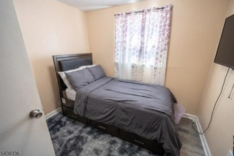42 Telford Street East Orange NJ 07018