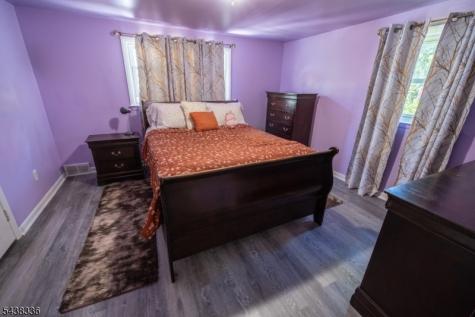 42 Telford Street East Orange NJ 07018