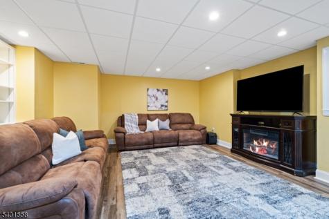 34 White Meadow Road Hillsborough NJ 08844