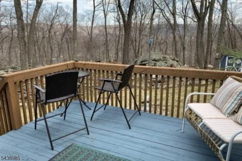 5 Grey Trail Vernon NJ 07462