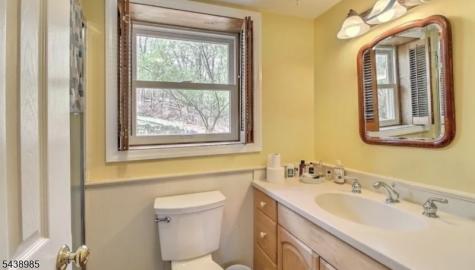 5 Grey Trail Vernon NJ 07462
