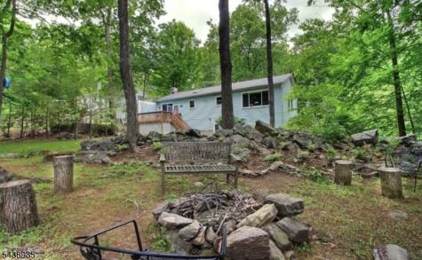5 Grey Trail Vernon NJ 07462