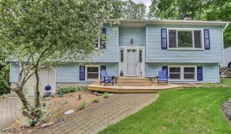 5 Grey Trail Vernon NJ 07462