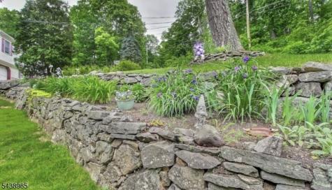 5 Grey Trail Vernon NJ 07462