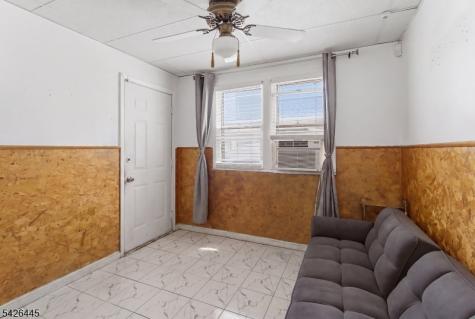 43 Bank Street Elizabeth NJ 07201