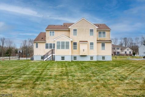 2 Eagle Court South Brunswick NJ 08852