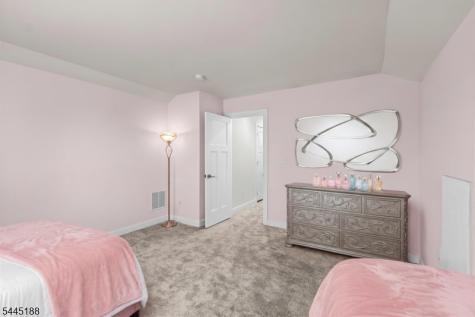 18 Mountain View Lane Mansfield NJ 07865
