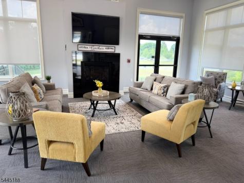 18 Mountain View Lane Mansfield NJ 07865