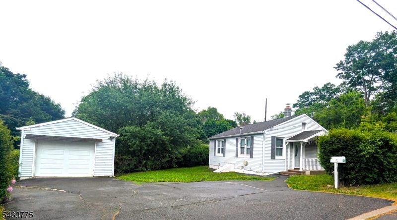 25 Roosevelt Avenue Victory Gardens NJ 07801