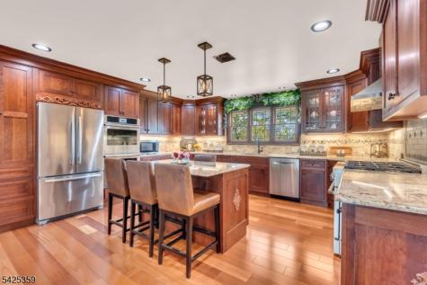 25 Columbia Avenue Nutley NJ 07110