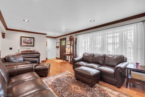 25 Columbia Avenue Nutley NJ 07110