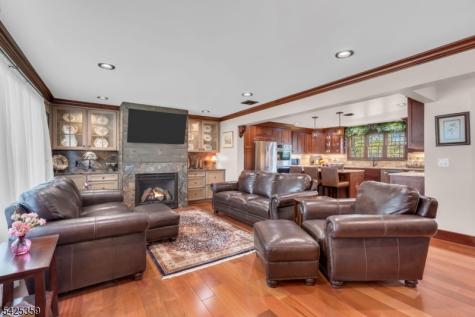 25 Columbia Avenue Nutley NJ 07110