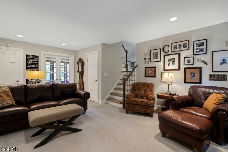 9 Old Smalleytown Road Warren NJ 07059
