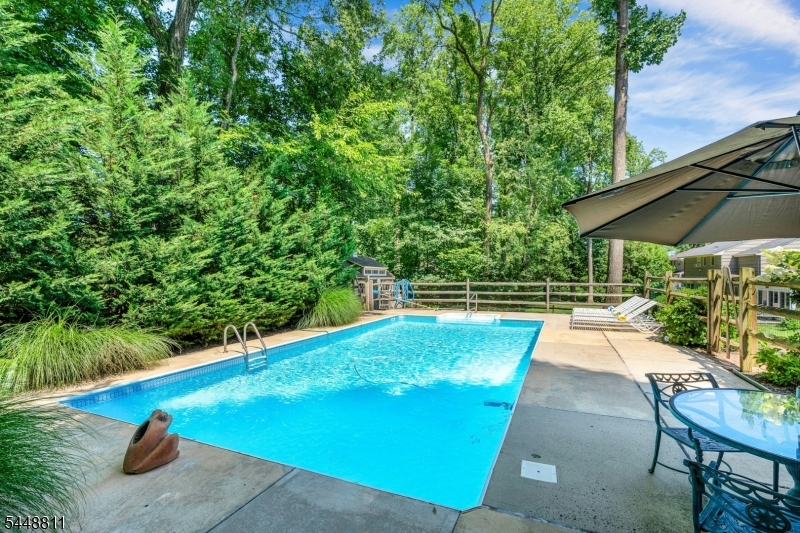 9 Old Smalleytown Road Warren NJ 07059