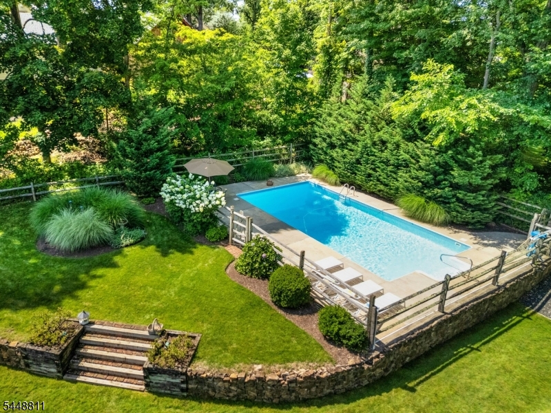 9 Old Smalleytown Road Warren NJ 07059