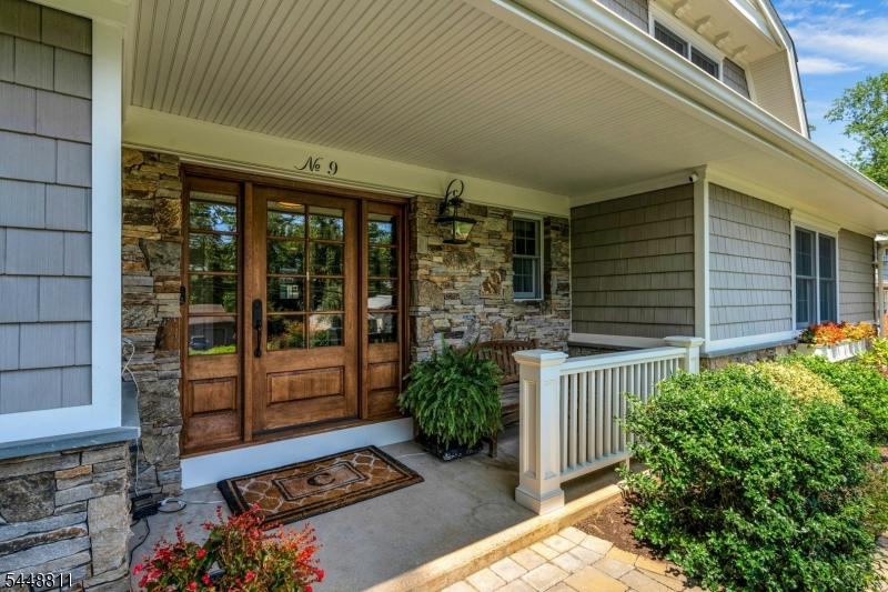 9 Old Smalleytown Road Warren NJ 07059
