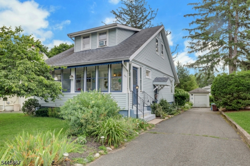 337 Corona Place Ridgewood Village NJ 07450