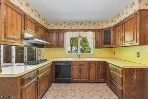 8 Branko Road Berkeley Heights NJ 07922