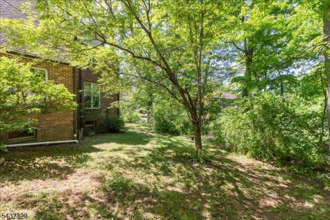 8 Branko Road Berkeley Heights NJ 07922