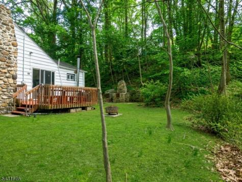 48 Vail Road Roxbury NJ 07850