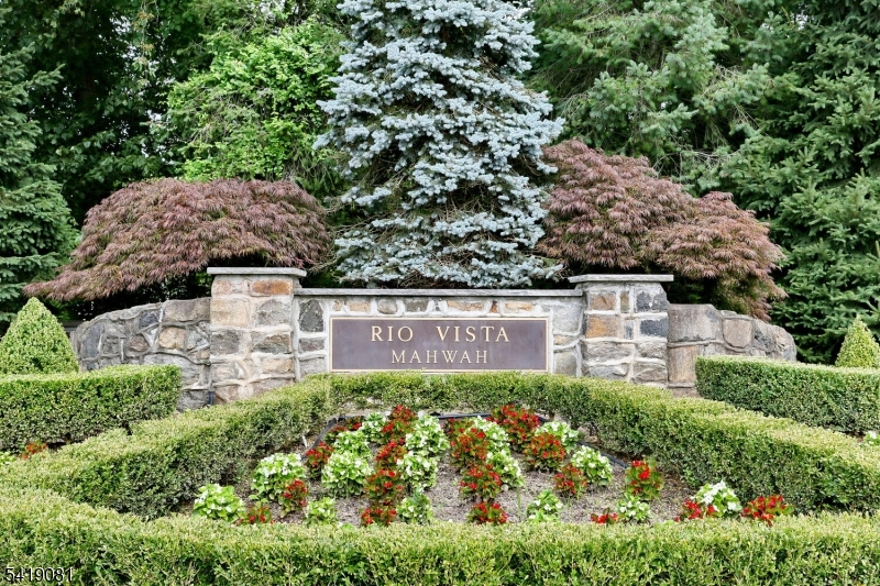 34 Crocker Mansion Drive Mahwah NJ 07430