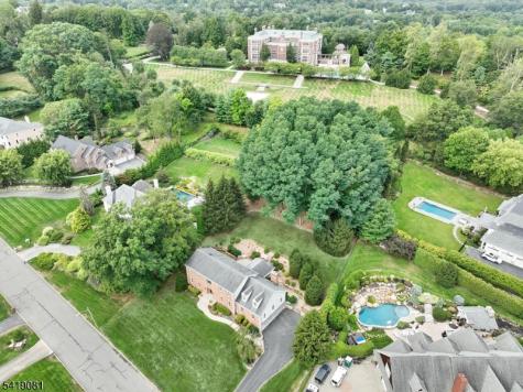 34 Crocker Mansion Drive Mahwah NJ 07430