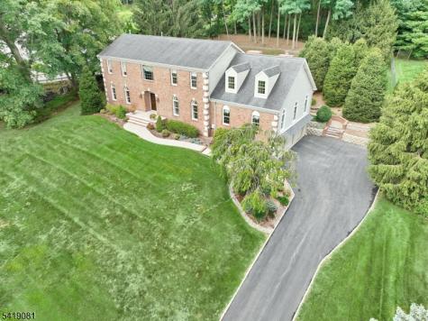 34 Crocker Mansion Drive Mahwah NJ 07430