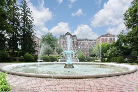 34 Crocker Mansion Drive Mahwah NJ 07430