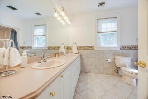 230 Springfield Avenue Rutherford NJ 07070