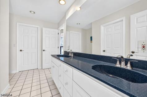 1 Mowder Road Lebanon NJ 07882