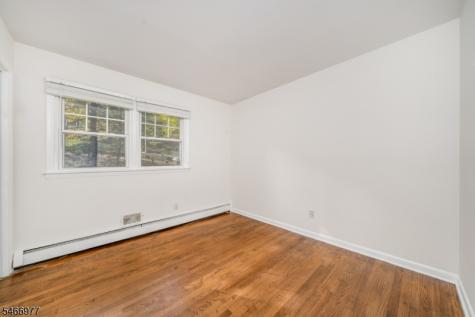 37 Mea Drive Berkeley Heights NJ 07922