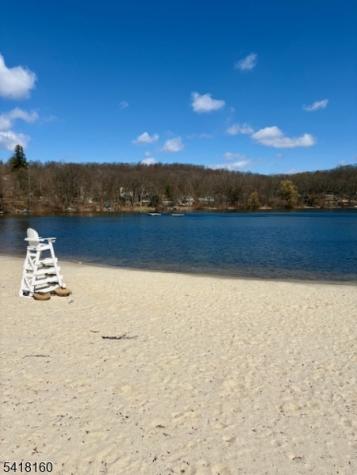 18 Onteora Road Vernon NJ 07422