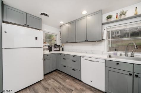 12 Timbercroft Road High Bridge NJ 08829