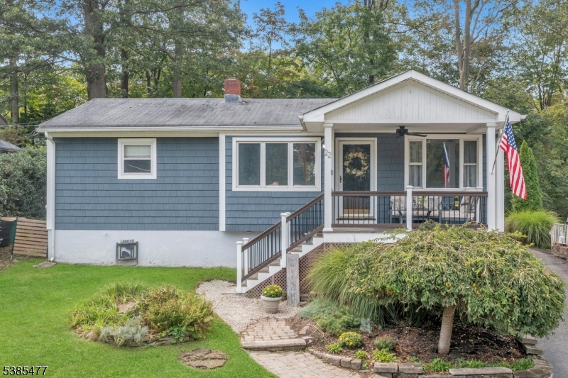 22 Bannehr Street Oakland NJ 07436