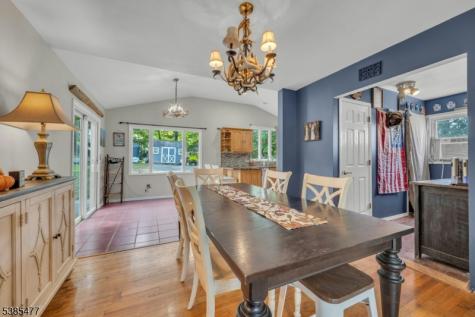 22 Bannehr Street Oakland NJ 07436