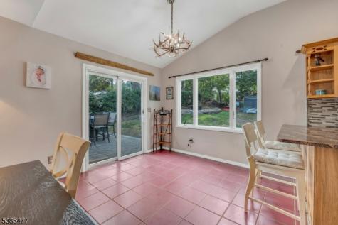 22 Bannehr Street Oakland NJ 07436
