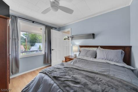 22 Bannehr Street Oakland NJ 07436