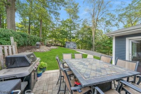 22 Bannehr Street Oakland NJ 07436