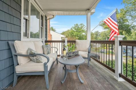 22 Bannehr Street Oakland NJ 07436