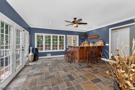5 Pine Place Clinton NJ 08801