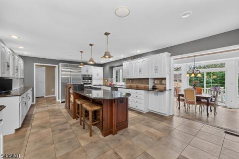 5 Pine Place Clinton NJ 08801