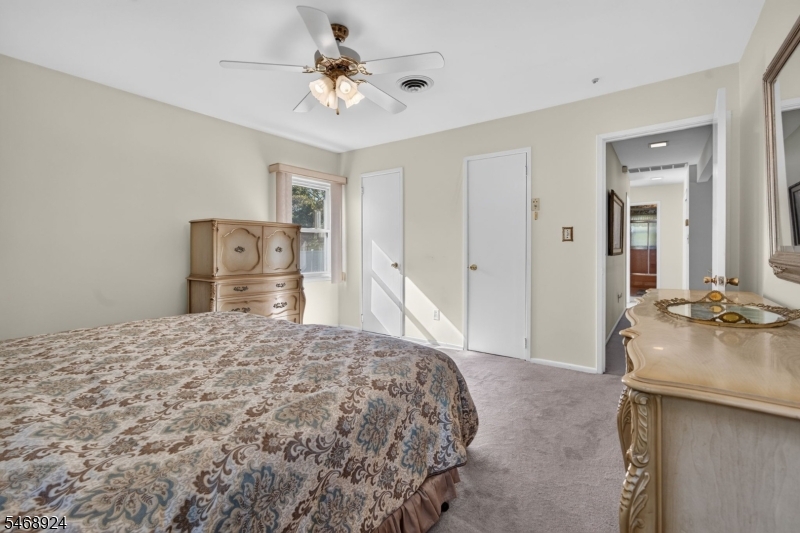 38 Nomahegan Court Cranford NJ 07016