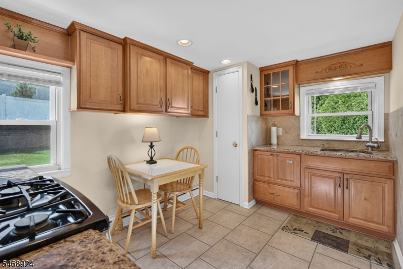 38 Nomahegan Court Cranford NJ 07016