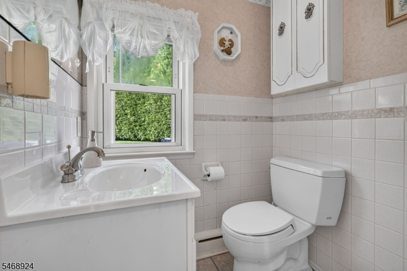 38 Nomahegan Court Cranford NJ 07016