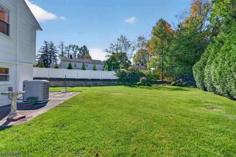 38 Nomahegan Court Cranford NJ 07016