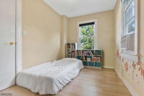 12 Dey Street Montclair NJ 07042