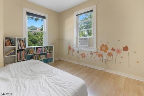 12 Dey Street Montclair NJ 07042