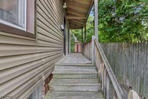 12 Dey Street Montclair NJ 07042