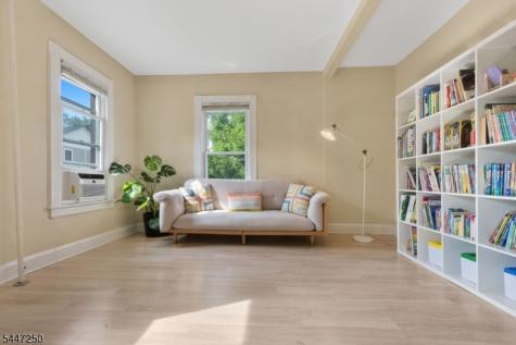 12 Dey Street Montclair NJ 07042